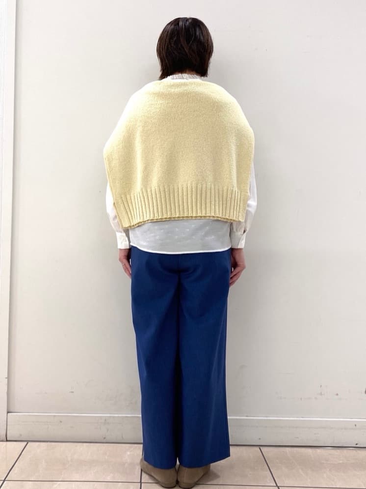 ksmさんの「Reflect｜【接触冷感】フリルネックサテンジャカードブラウス」を使ったコーディネート