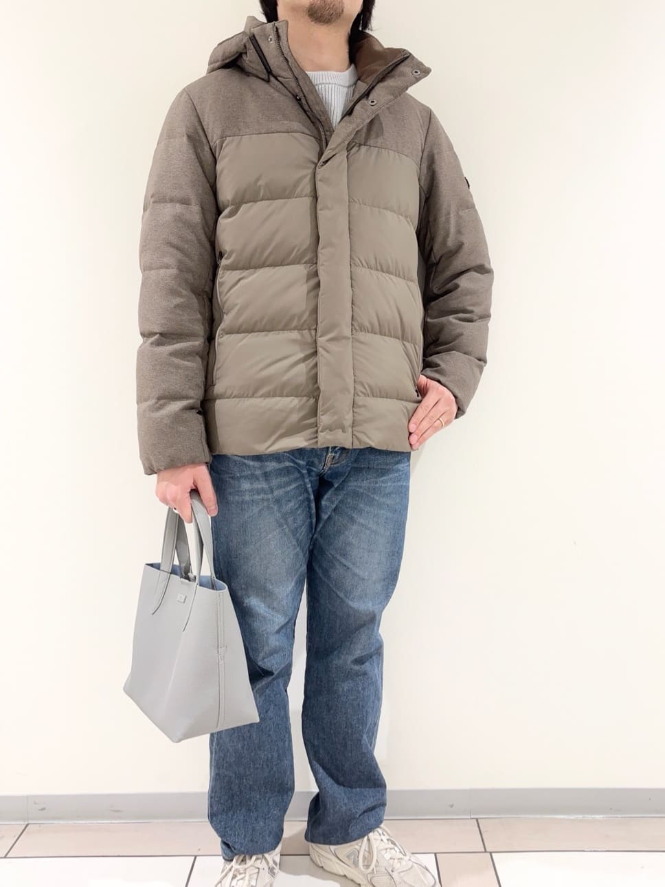 及川さんの「TAKEO KIKUCHI｜カラーコンビ ダウンブルゾン」を使ったコーディネート