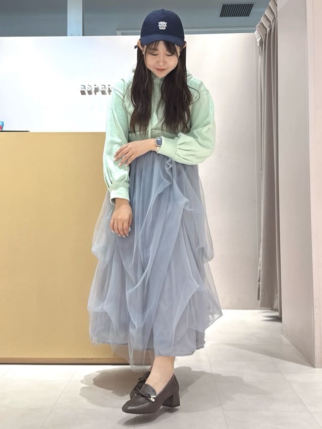 neinaさんの「ESPERANZA｜ビジュー付リボンローファー」を使ったコーディネート