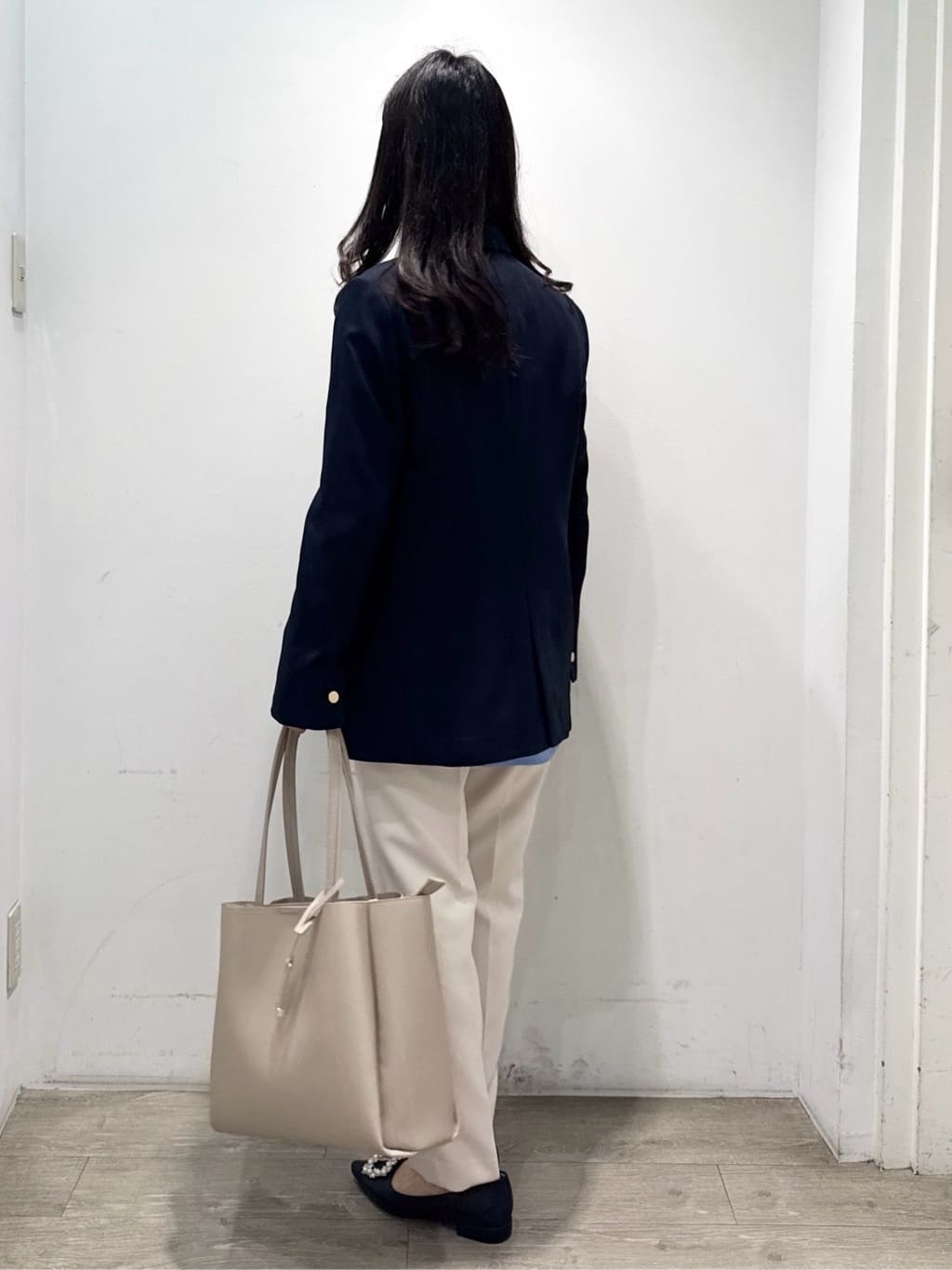 yuicciさんの「OPAQUE.CLIP｜金ボタンダブルブレストテーラードジャケット／セットアップ対応【洗える】」を使ったコーディネート