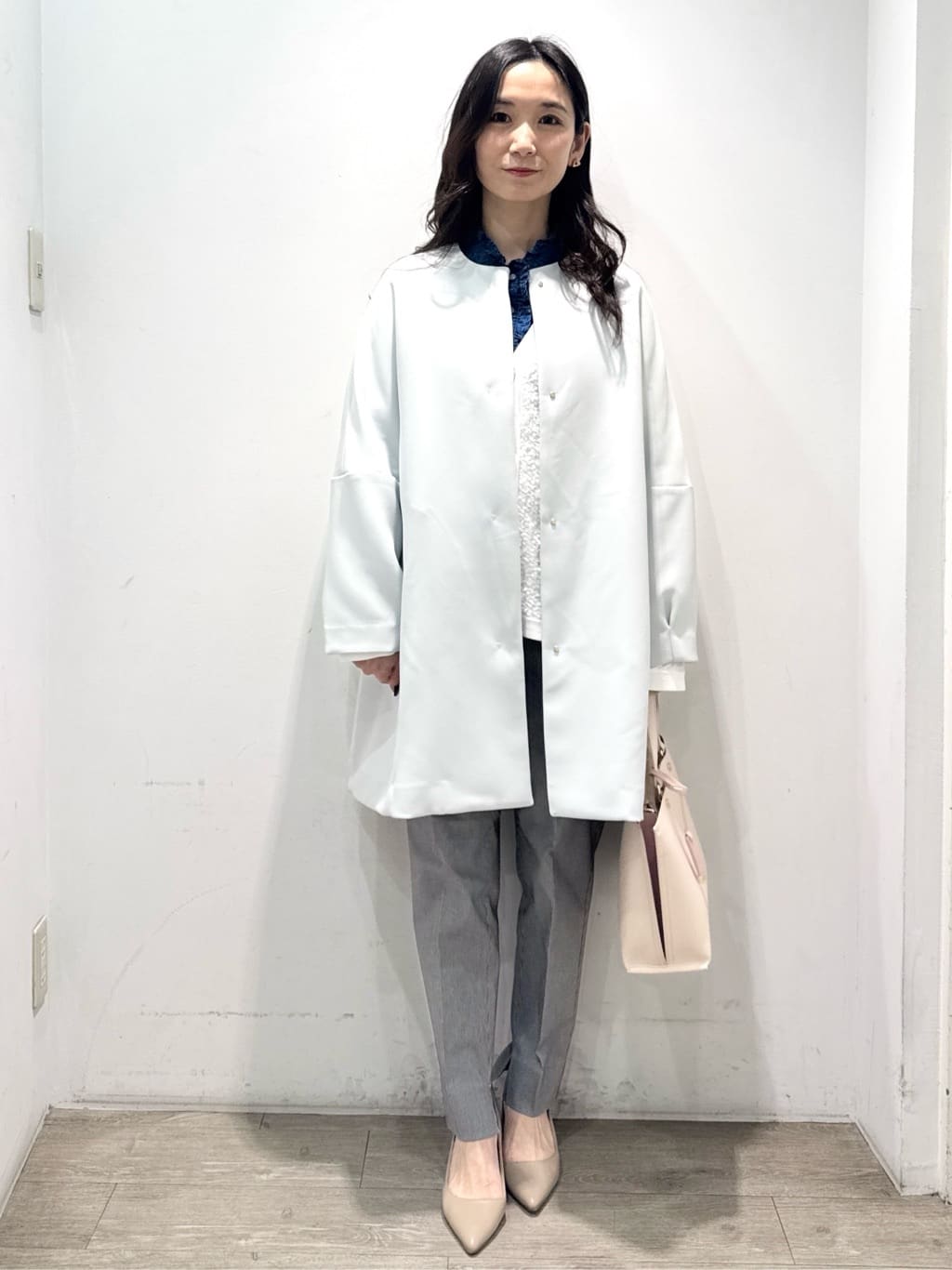 yuicciさんの「OPAQUE.CLIP｜フォルムスリーブミドルコート【洗濯機OK】」を使ったコーディネート