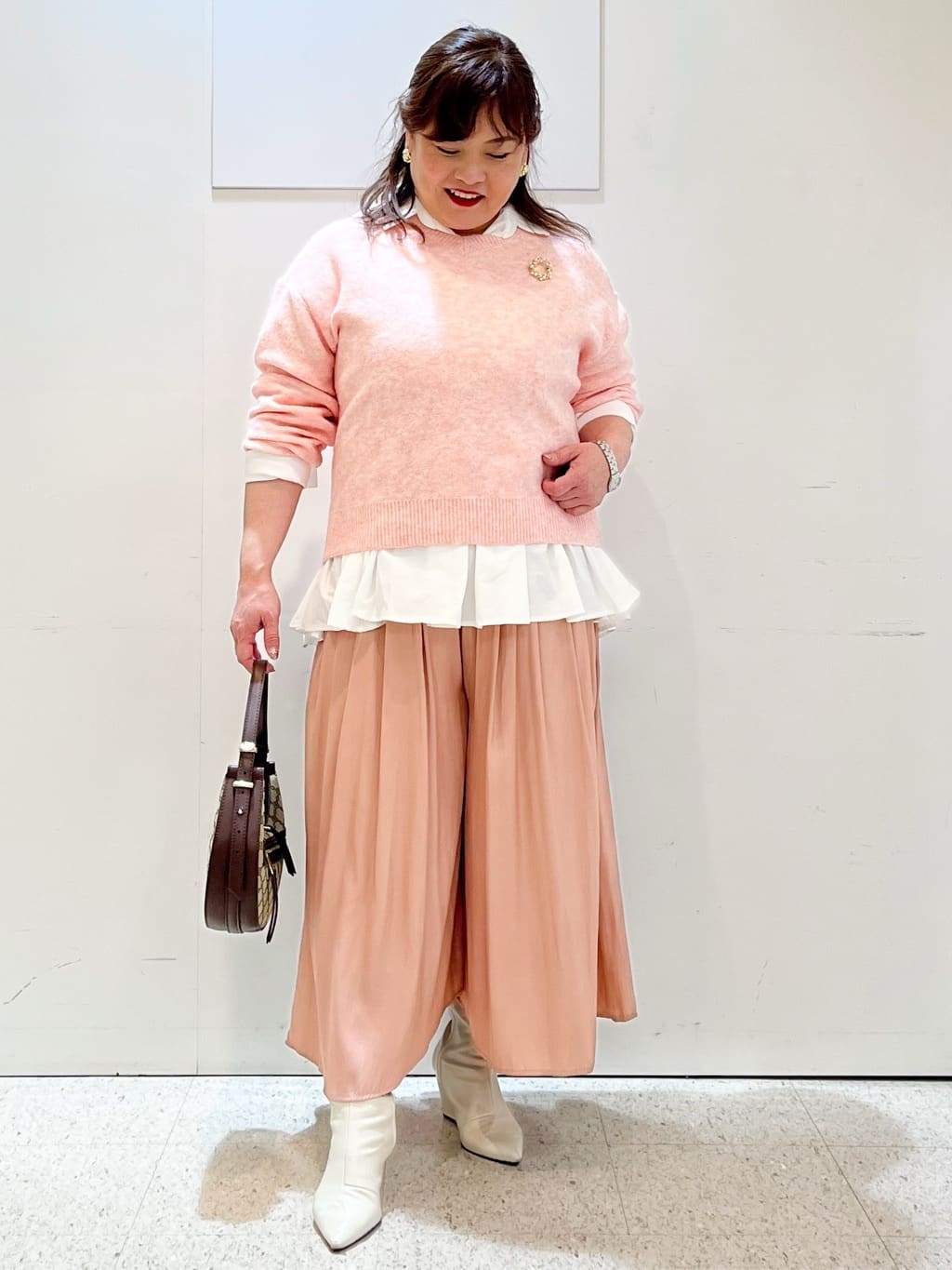 kimmyさんの「Reflect｜【選べる5色／ゆったりシルエット】Vネックスパンコールニット」を使ったコーディネート