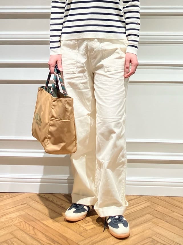 TSUKUIさんの「DRESSTERIOR｜◆【ウォッシャブル】バックサテンベイカーパンツ」を使ったコーディネート