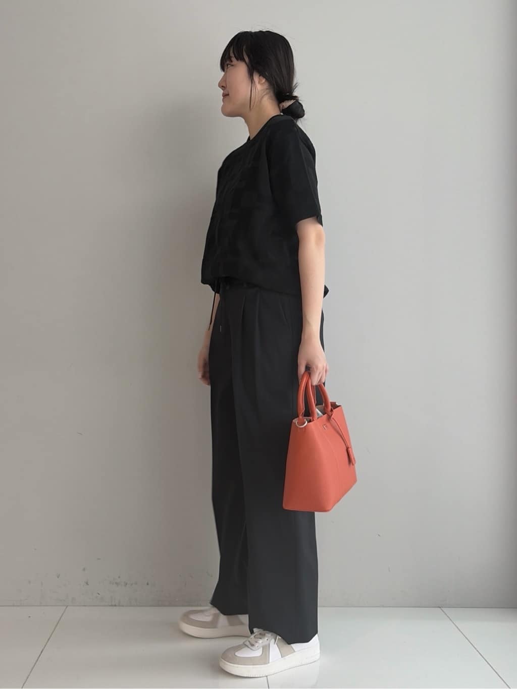 Akutagawaさんの「TAKEO KIKUCHI｜【徳島ニット】ニットＴシャツ」を使ったコーディネート