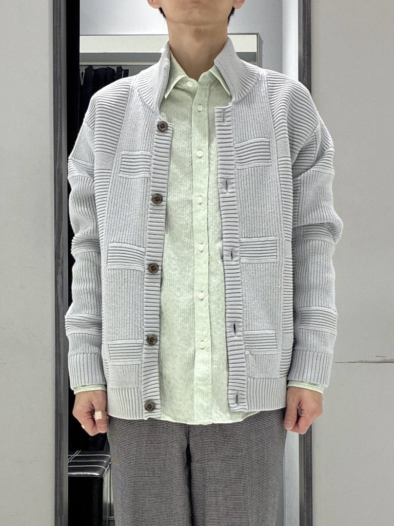 わいずみさんの「TAKEO KIKUCHI｜畦編みチェック ニットカーディガン」を使ったコーディネート