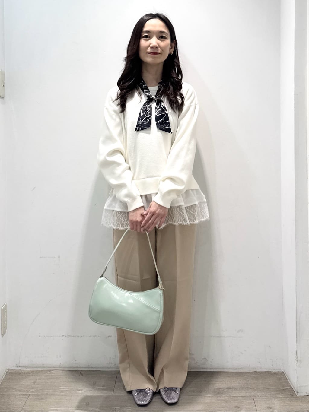 yuicciさんの「OPAQUE.CLIP｜裾レースドッキングニット」を使ったコーディネート
