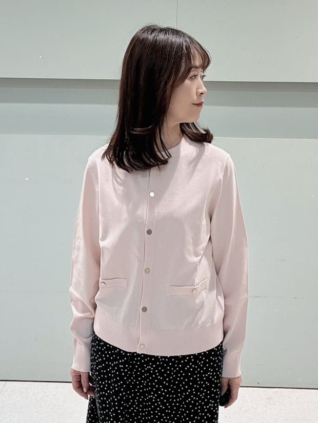 makiさんの「UNTITLED｜◆【アンサンブル可/洗える】クルーネックニットカーディガン」を使ったコーディネート