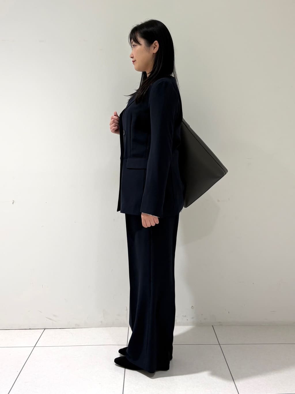 momokoさんの「INDIVI｜【洗える／多機能／SETUP可】着る日傘ダブルジャケット」を使ったコーディネート