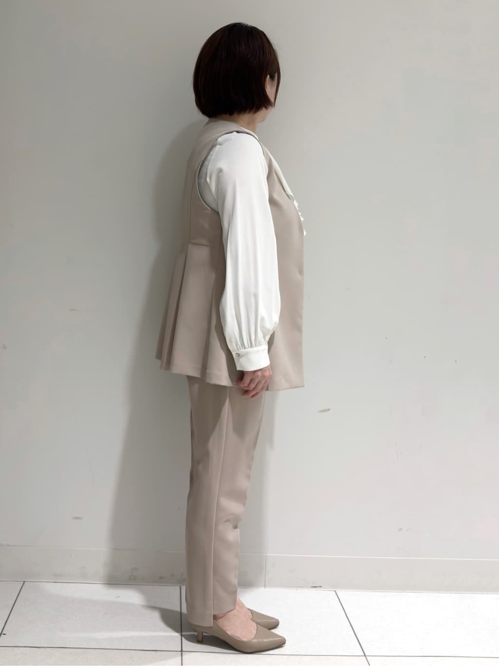 michiさんの「index｜フォルムスリーブミドルコート【洗濯機OK】」を使ったコーディネート