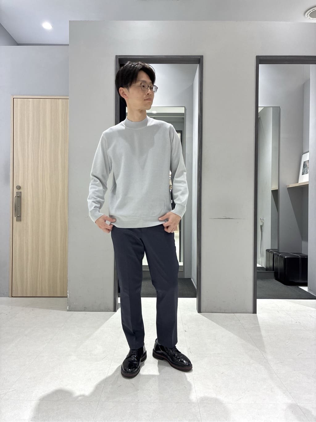 わいずみさんの「TAKEO KIKUCHI｜【360&deg;ストレッチ／軽量】None Of Stress ライト ジャケット（セットアップ対応）」を使ったコーディネート