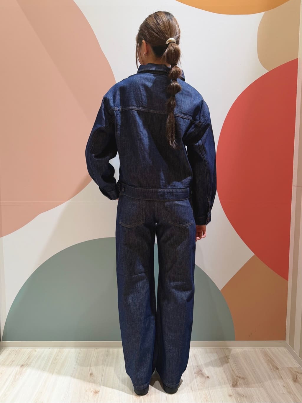 末っ子さんの「SHOO･LA･RUE｜【SHOO・LA・RUE DENIM】羽織るだけでこなれる　オーバーサイズデニムジャケット」を使ったコーディネート