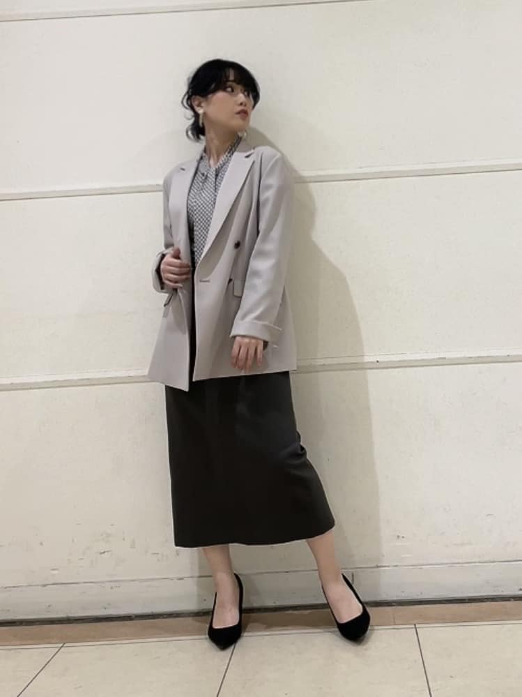 watanabeさんの「UNTITLED｜【新色追加/セットアップ可】エアリー ダブルブレストジャケット」を使ったコーディネート