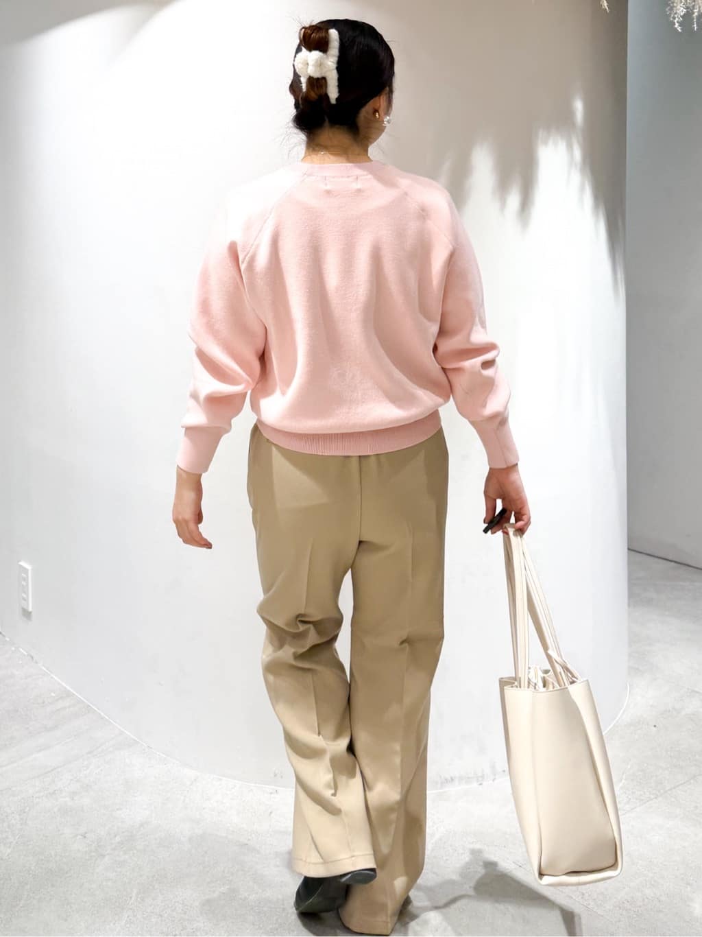 かりんさんの「OPAQUE.CLIP｜スウェットライクニット【洗濯機OK】」を使ったコーディネート