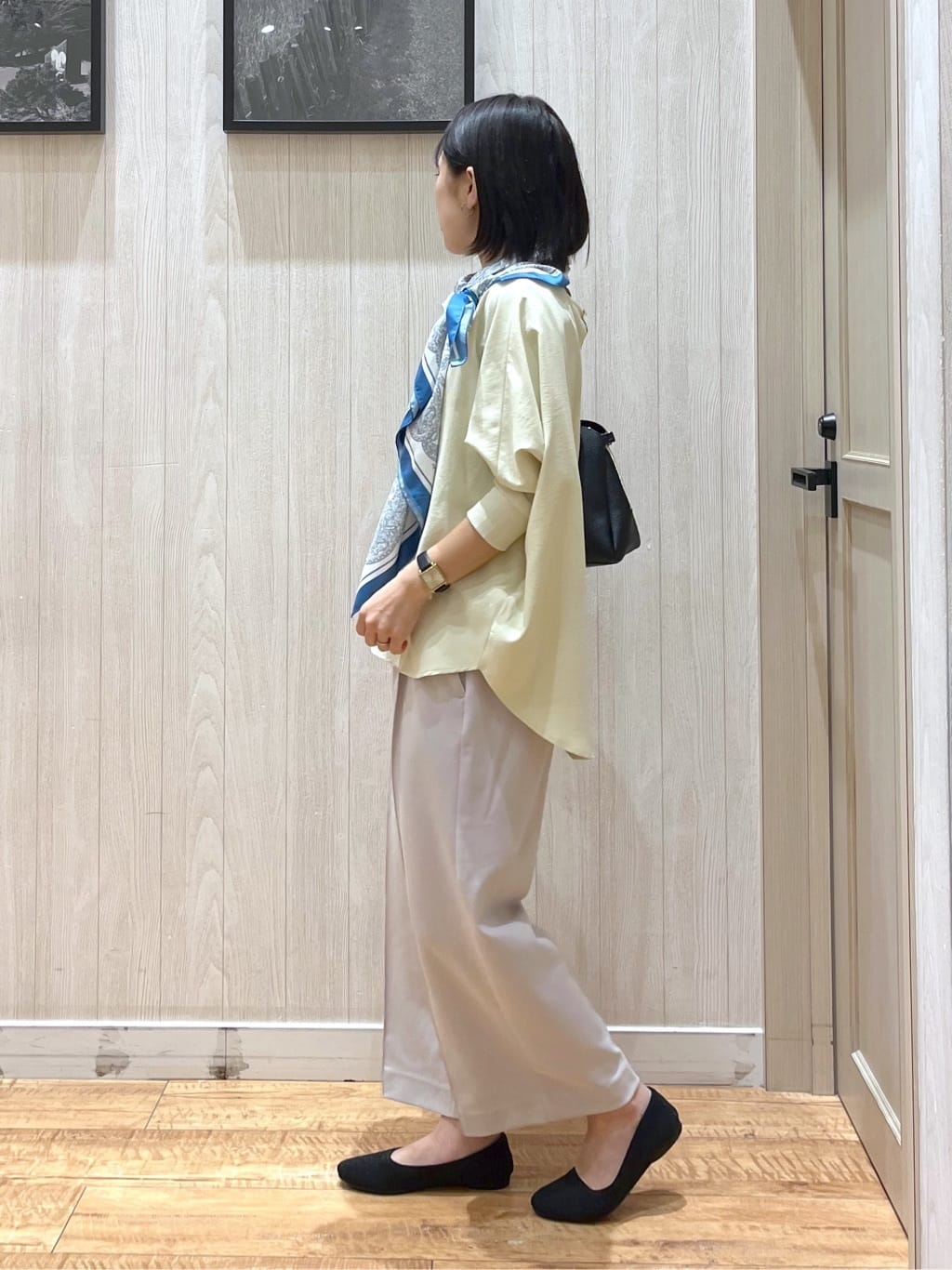 shirayuuuさんの「SHOO･LA･RUE｜【軽量/2WAY】ロングハンドル ラウンドトートバッグ」を使ったコーディネート