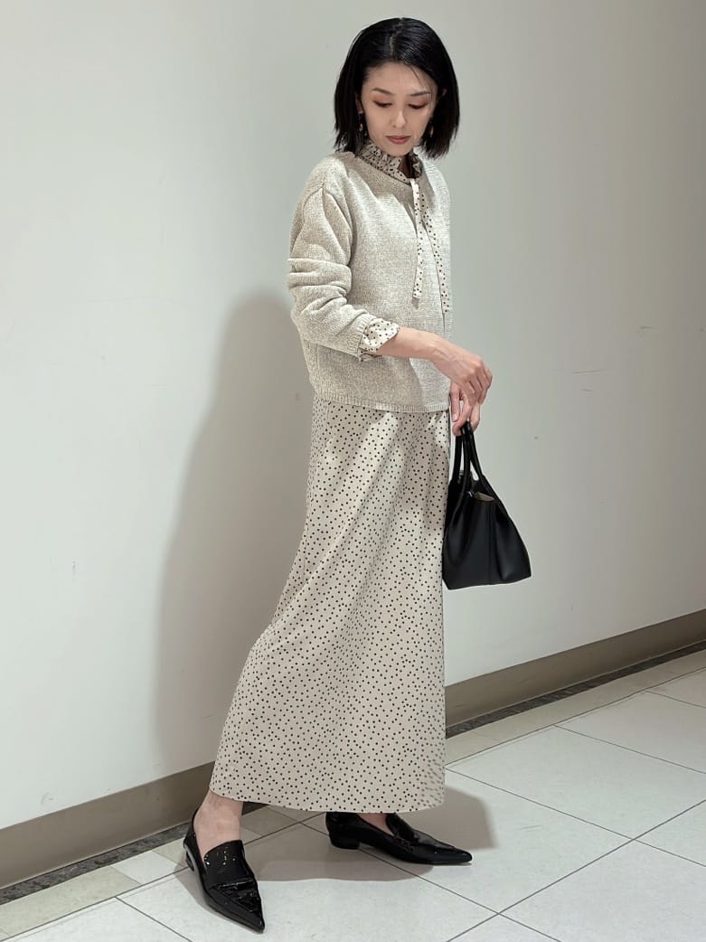 環さんの「UNTITLED｜◆【洗える/光沢感】ファンシーヤーンニット」を使ったコーディネート