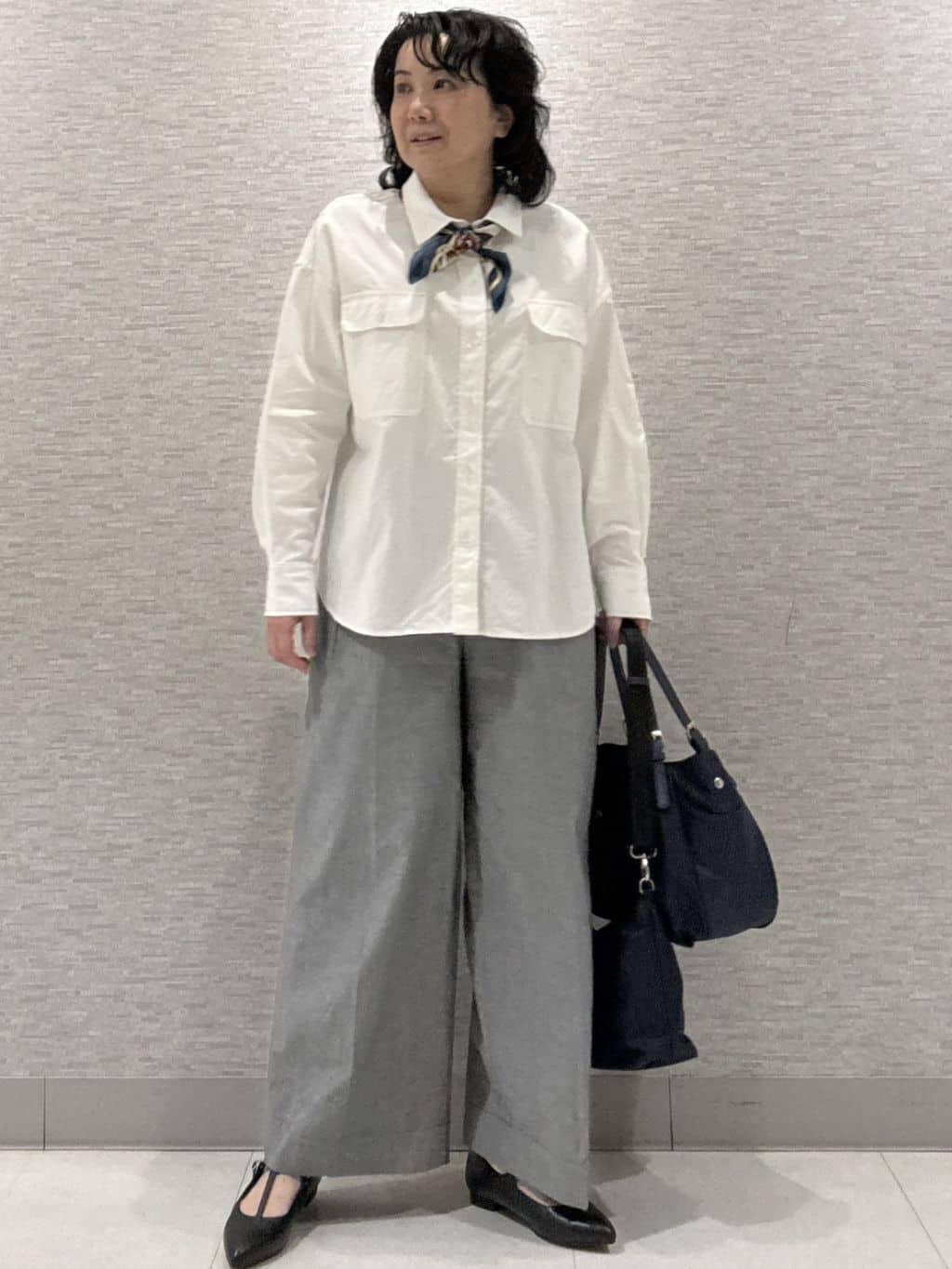 KOJIMAさんの「Reflect｜ダンガリーワイドパンツ」を使ったコーディネート