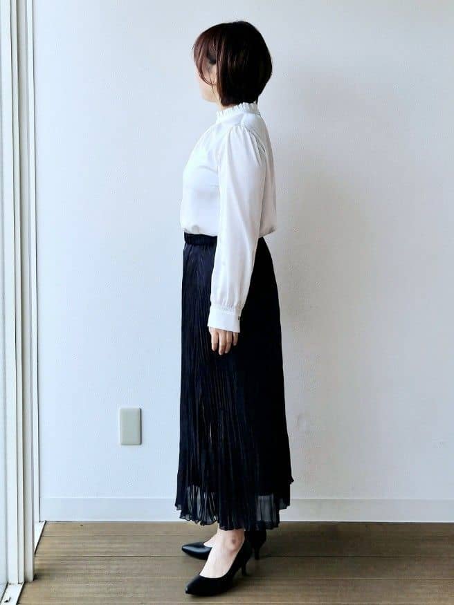 やじまさんの「UNTITLED｜◆【セレモニー/定番人気】ハイネックフリル ブラウス」を使ったコーディネート