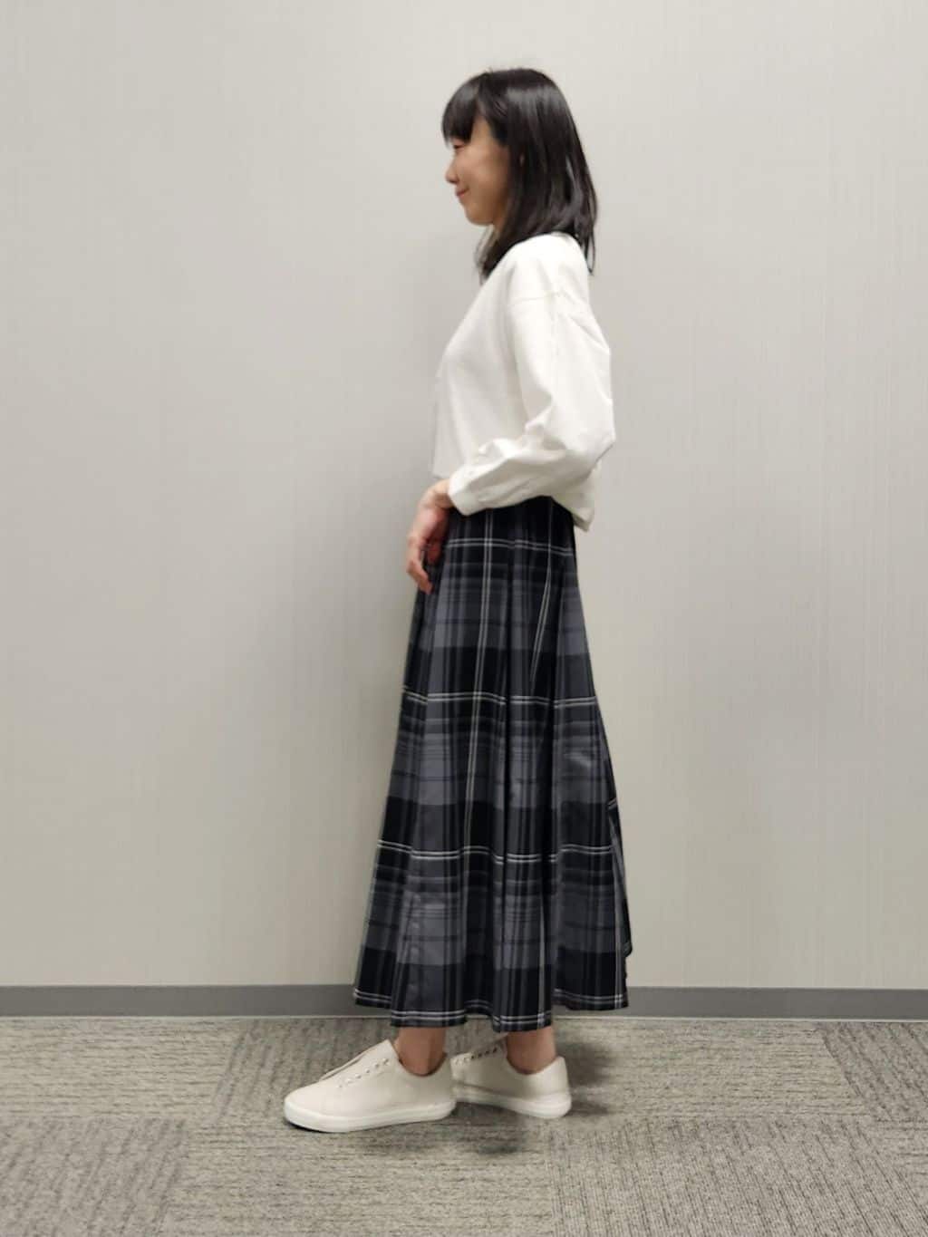 naraさんの「Dessin｜【360度可愛い・洗える】バックヘンリーカットソー」を使ったコーディネート