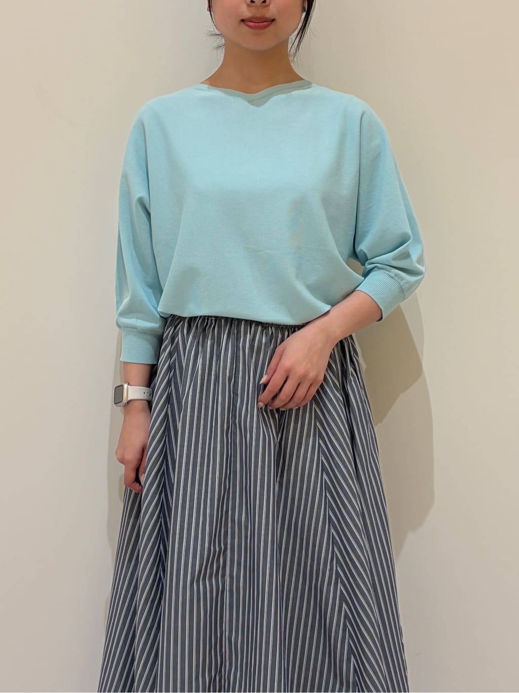 reinaさんの「Dessin｜【洗える】コットンブレンドVネックカーディガン」を使ったコーディネート