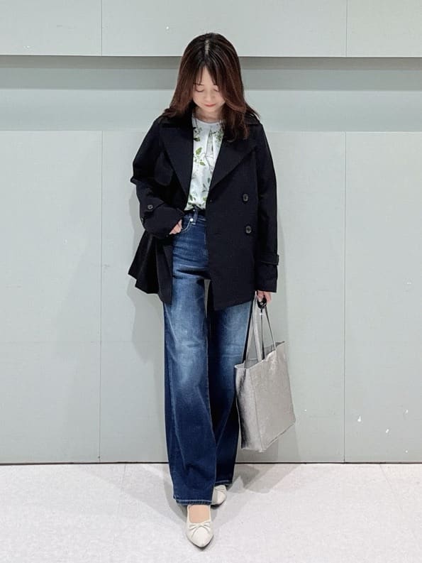 makiさんの「UNTITLED｜【定番人気/はっ水/洗える】タスランショートトレンチコート」を使ったコーディネート