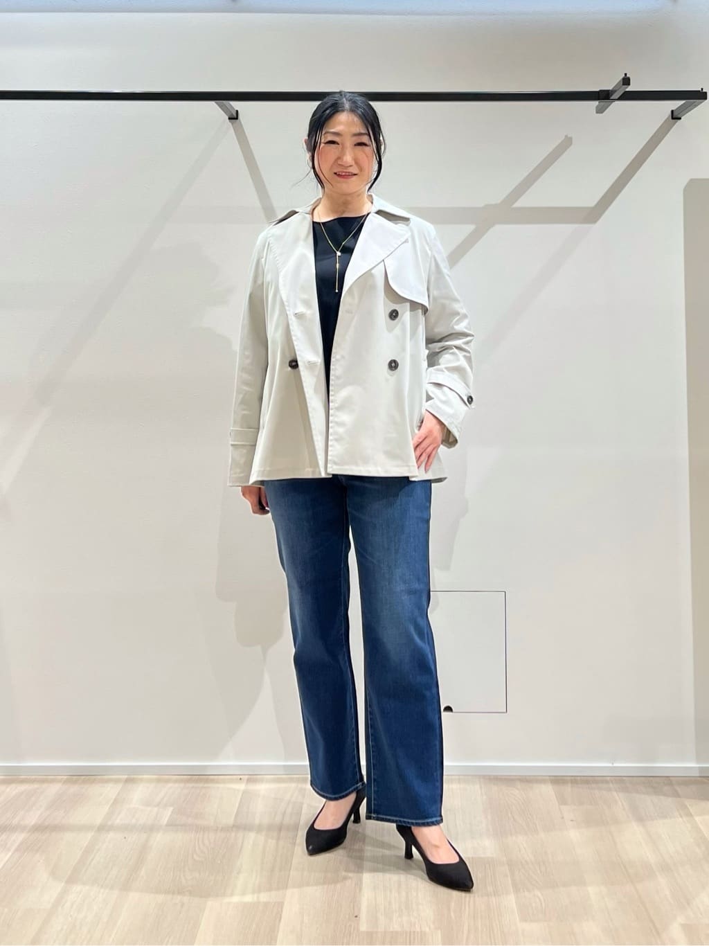 TOMOMIさんの「UNTITLED｜◆【洗える/袖シアー】ポンチ袖ボリュームトップス」を使ったコーディネート