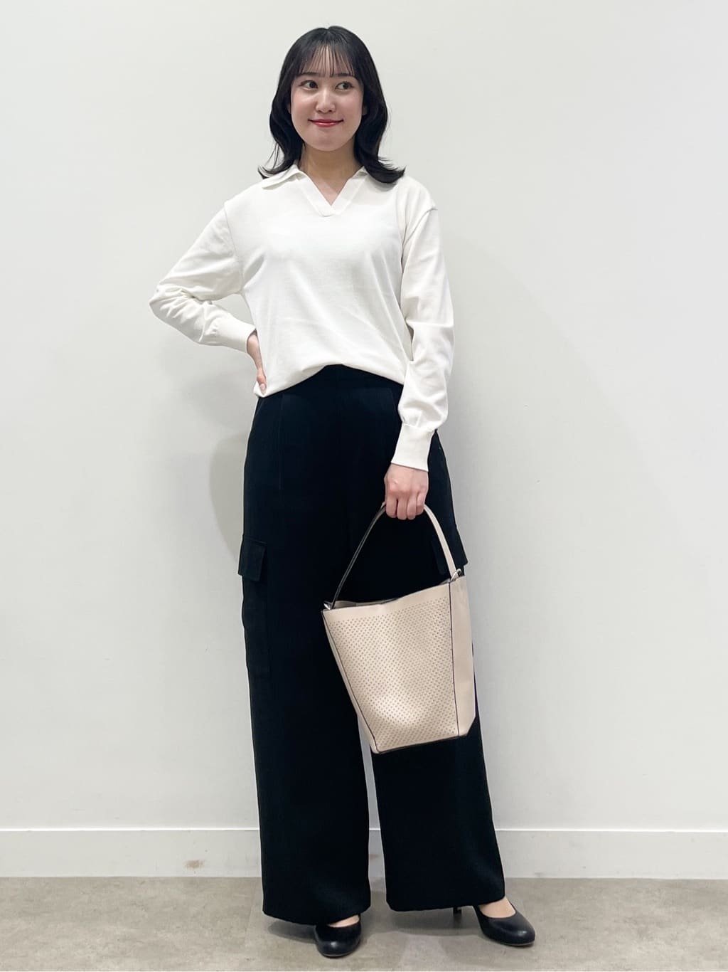 yukariさんの「Reflect｜スキッパーネックニットプルオーバー」を使ったコーディネート