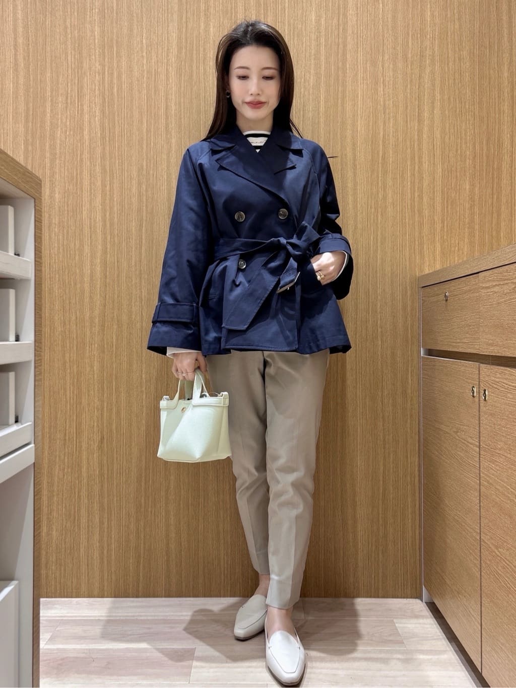 maiさんの「OPAQUE.CLIP｜ミドルトレンチコート【洗濯機OK】」を使ったコーディネート