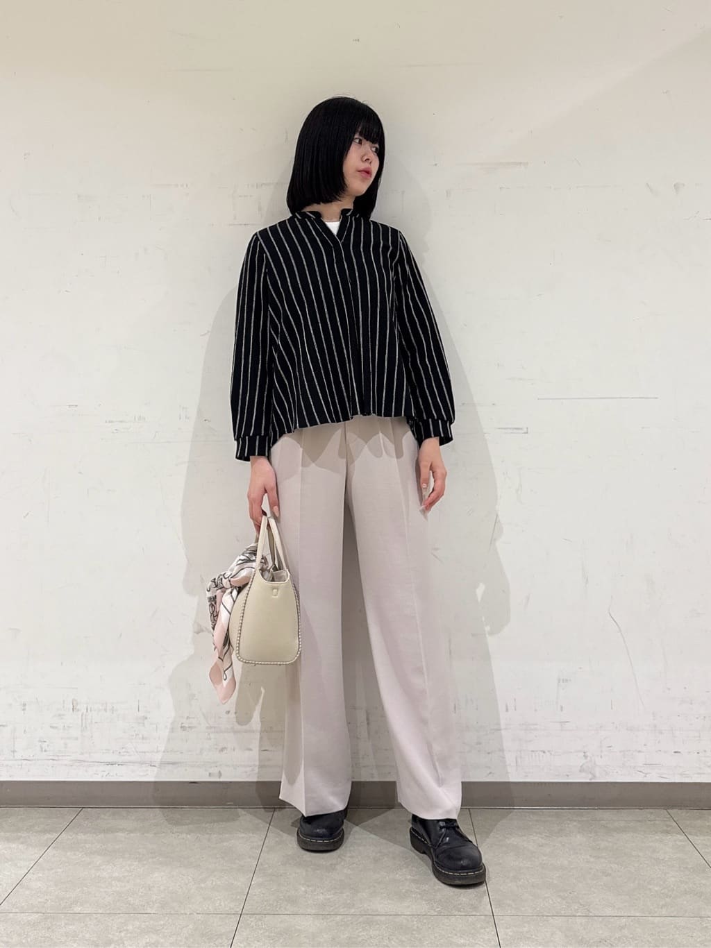rinaさんの「INDIVI｜【抗菌防臭／消臭】上品光沢コットンTシャツ」を使ったコーディネート