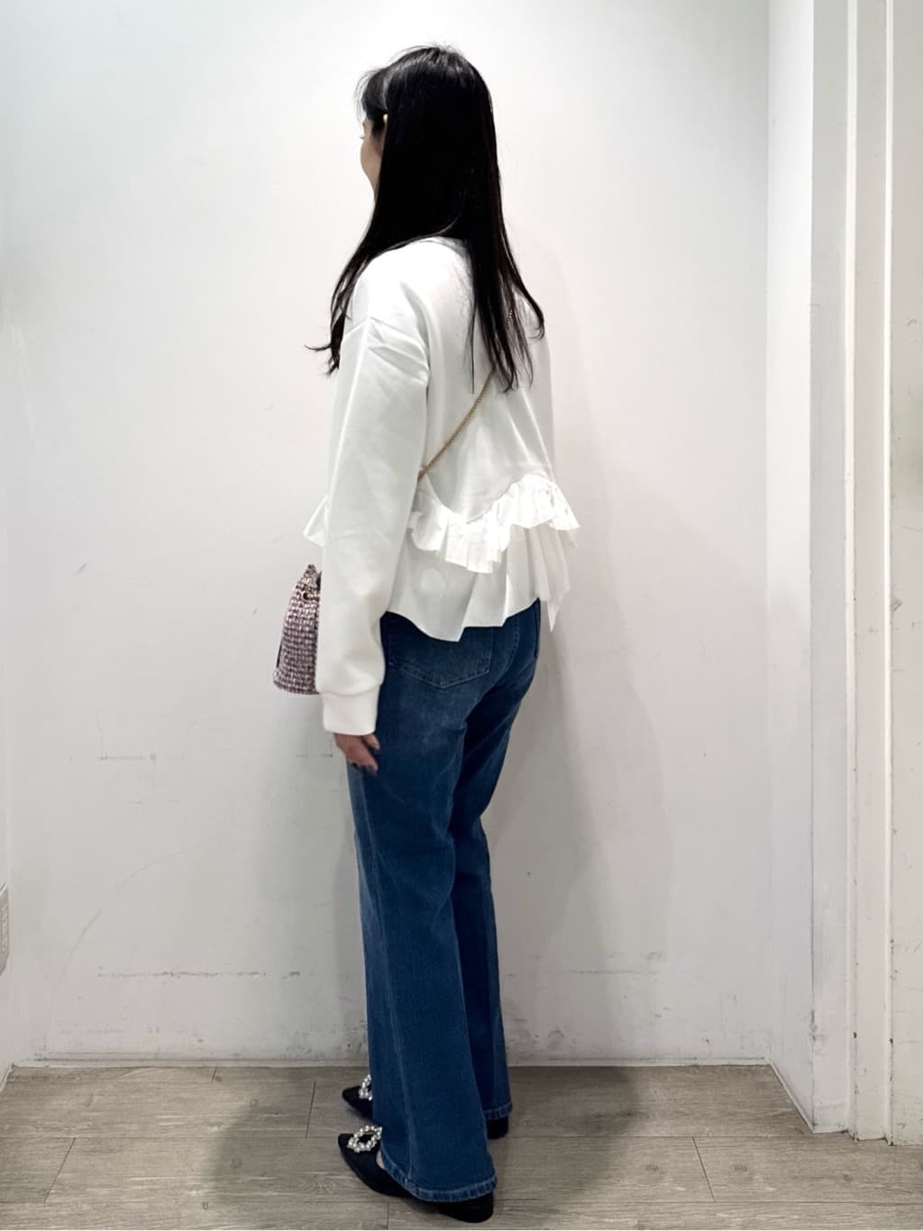yuicciさんの「OPAQUE.CLIP｜裾フリルドッキングトップス【洗濯機OK】」を使ったコーディネート