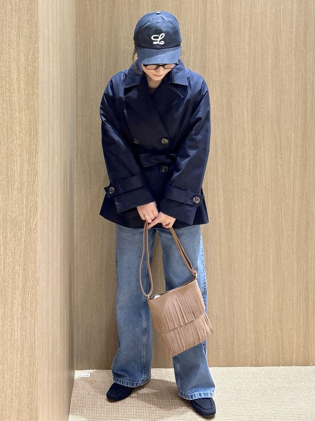たけねぇさんの「OPAQUE.CLIP｜ワイドストレートデニムパンツ【洗濯機OK】《S～LL》」を使ったコーディネート