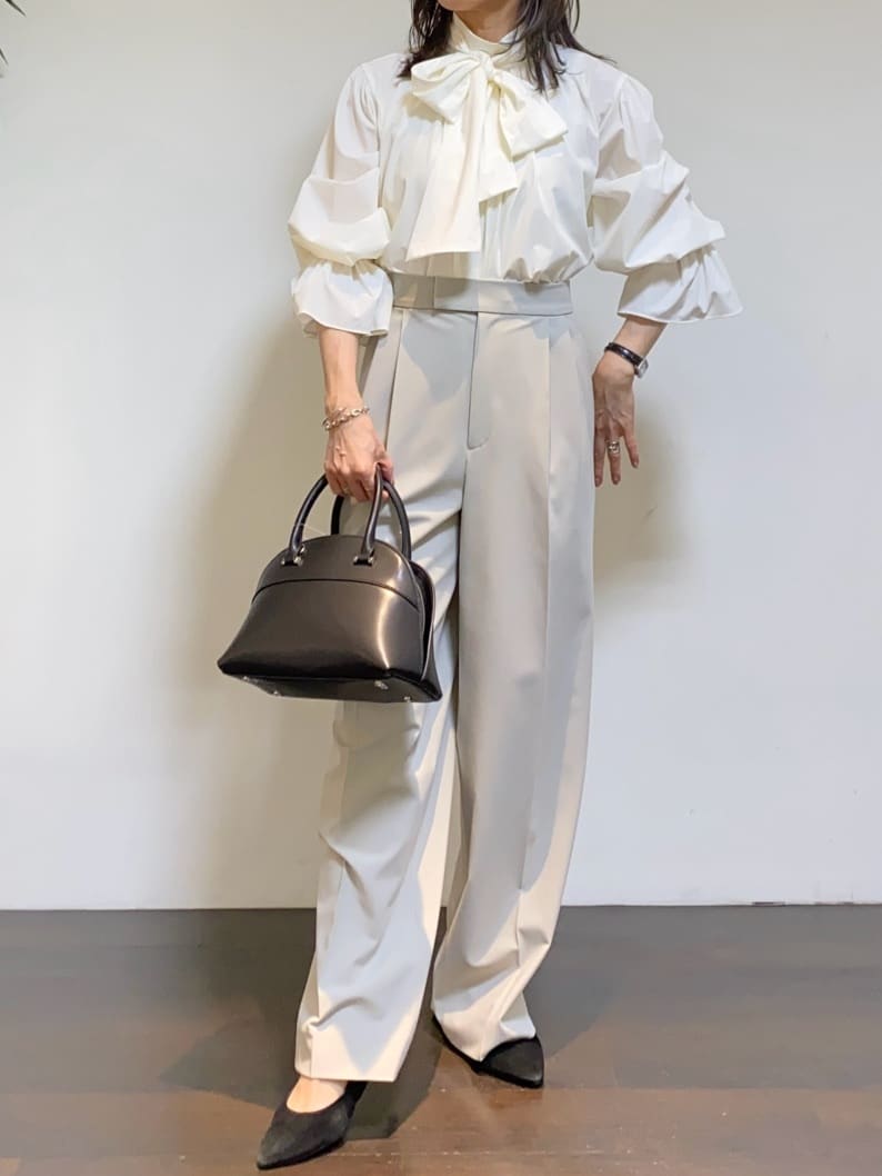 tomoさんの「UNTITLED｜【仕事着/スーツ】ファンシーツイード ジャケット」を使ったコーディネート