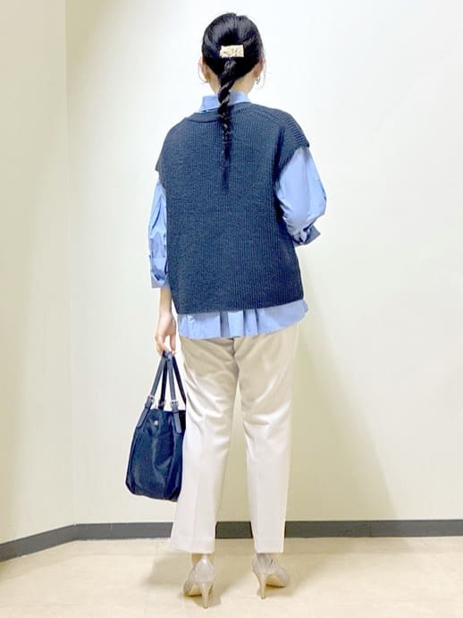  beni_gingerさんの「Reflect｜【レイヤードにおすすめ◎】ドライタッチニットベスト」を使ったコーディネート