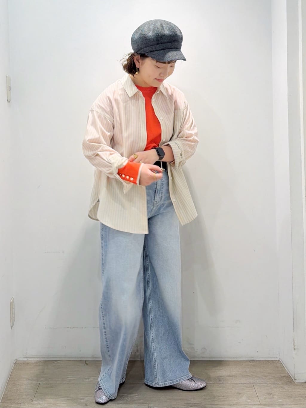 sumicaさんの「OPAQUE.CLIP｜金ボタン使いリラクシーニット【洗濯機OK】」を使ったコーディネート