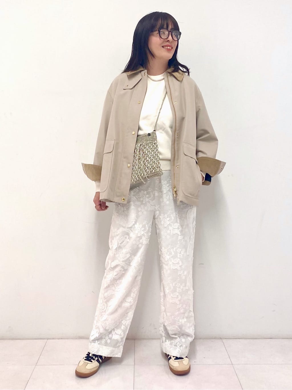 Sawaguchiさんの「DRESSTERIOR｜【ウォッシャブル/ウエストゴム】コットンエンブロイダリー イージーパンツ」を使ったコーディネート