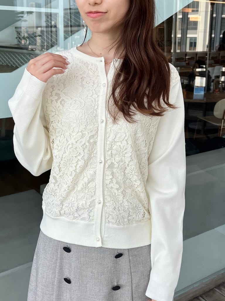 はばさんの「Couture brooch｜【洗える】コードレース カーディガン」を使ったコーディネート
