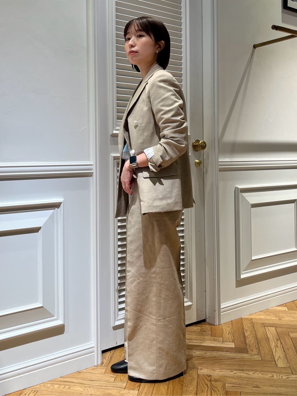つじ まこさんの「DRESSTERIOR｜【セットアップ可】リネンブレンドダブルブレストジャケット」を使ったコーディネート