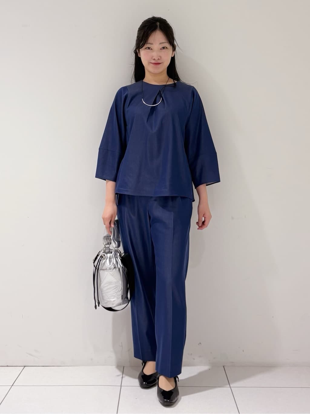 momokoさんの「INDIVI｜【洗える／多機能／SETUP可】着る日傘ダブルジャケット」を使ったコーディネート