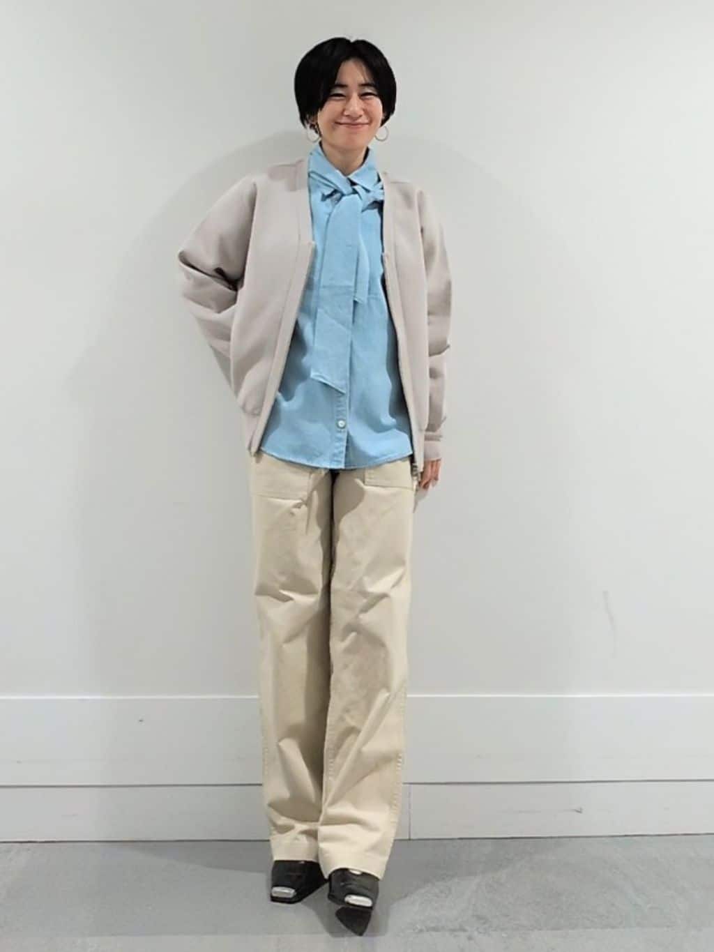 ミズタさんの「UNTITLED｜◆【軽羽織り/セットアップ可】ジップアップニットカーディガン」を使ったコーディネート