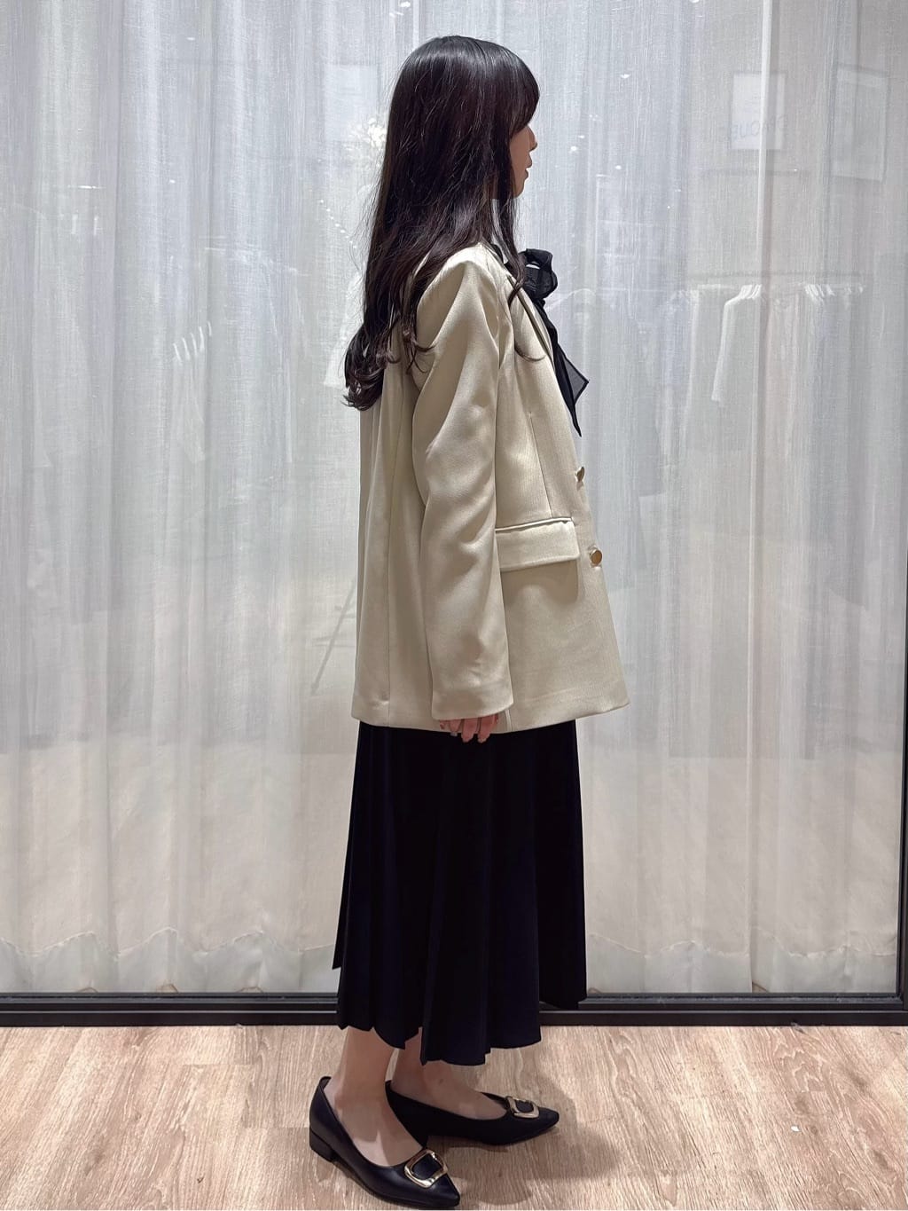 ぞうげさんの「OPAQUE.CLIP｜金ボタンダブルブレストテーラードジャケット／セットアップ対応【洗える】」を使ったコーディネート
