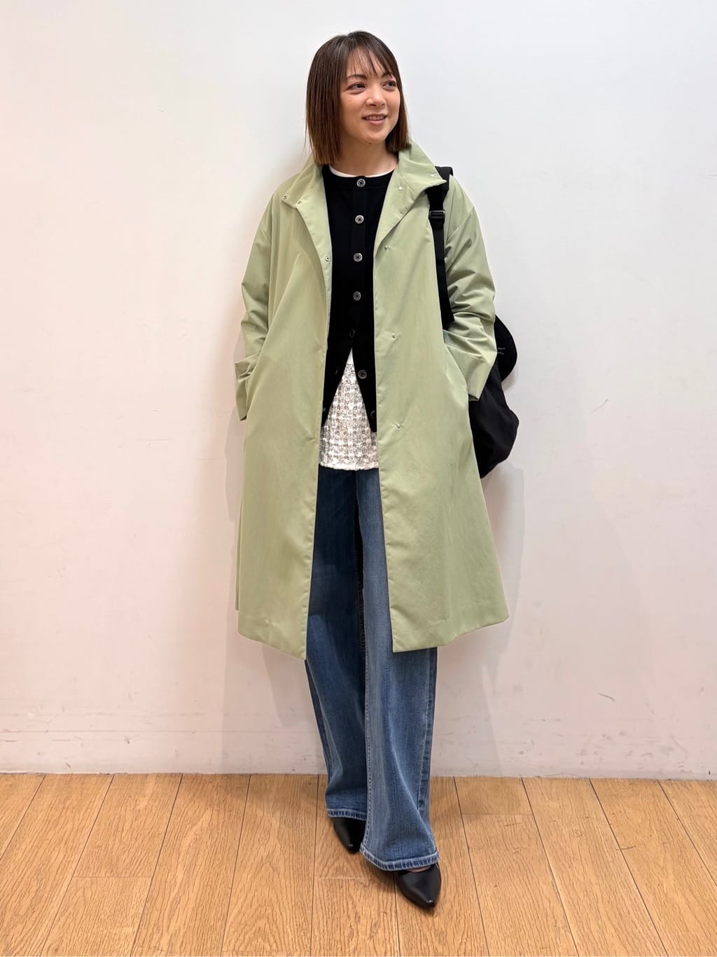 mikkoさんの「INDIVI｜【洗える／レイヤードにおすすめ】シャーリングレース ロングTシャツ」を使ったコーディネート