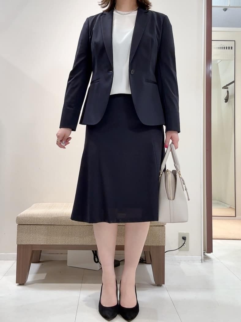 YUIさんの「UNTITLED｜【UV/接触冷感/スーツ】ジャージテーラードジャケット」を使ったコーディネート