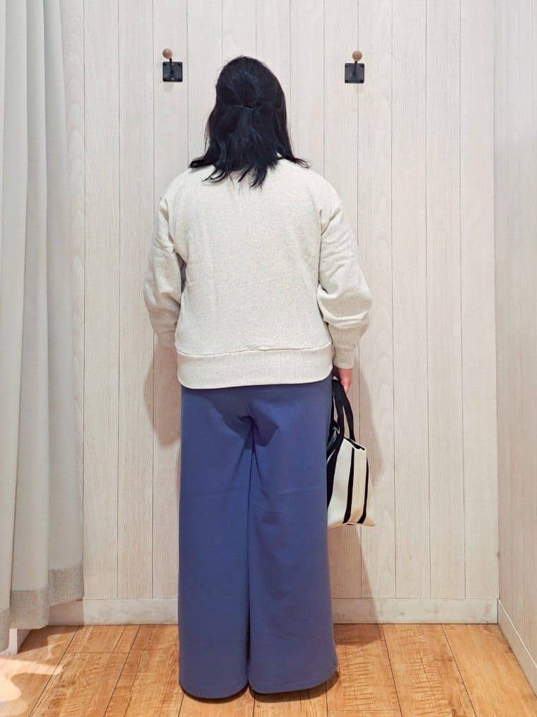 kotomiさんの「SHOO･LA･RUE｜【着丈選べる/きっと虜になる】あったかもちもち ワイドパンツ」を使ったコーディネート