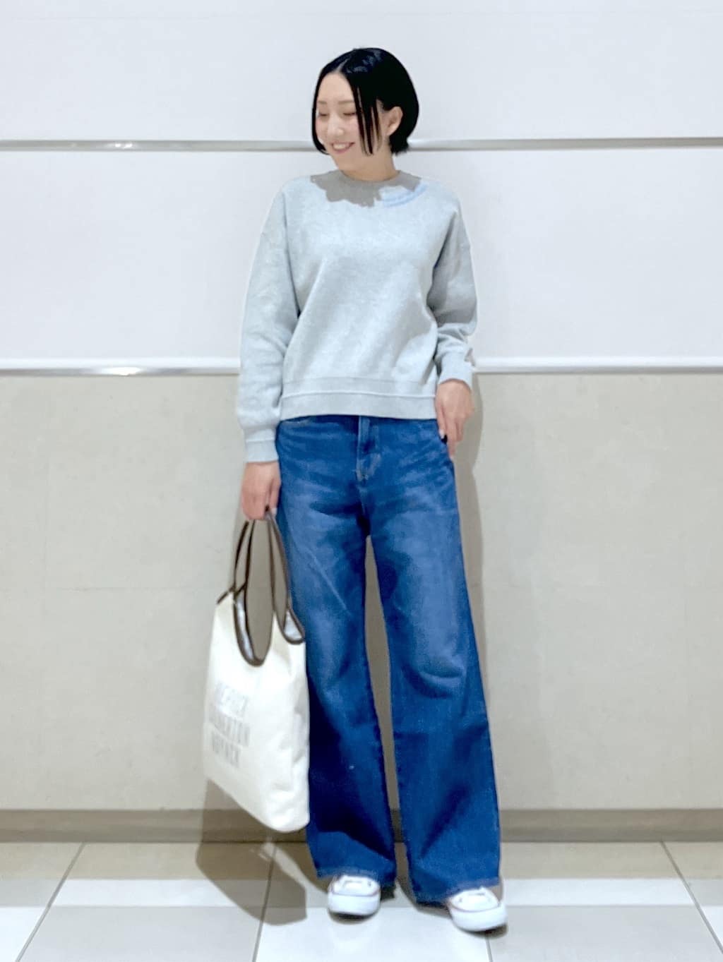 eriko さんの「Dessin｜【花粉ガード/撥水加工/洗える】クルーネックスプリングコート」を使ったコーディネート