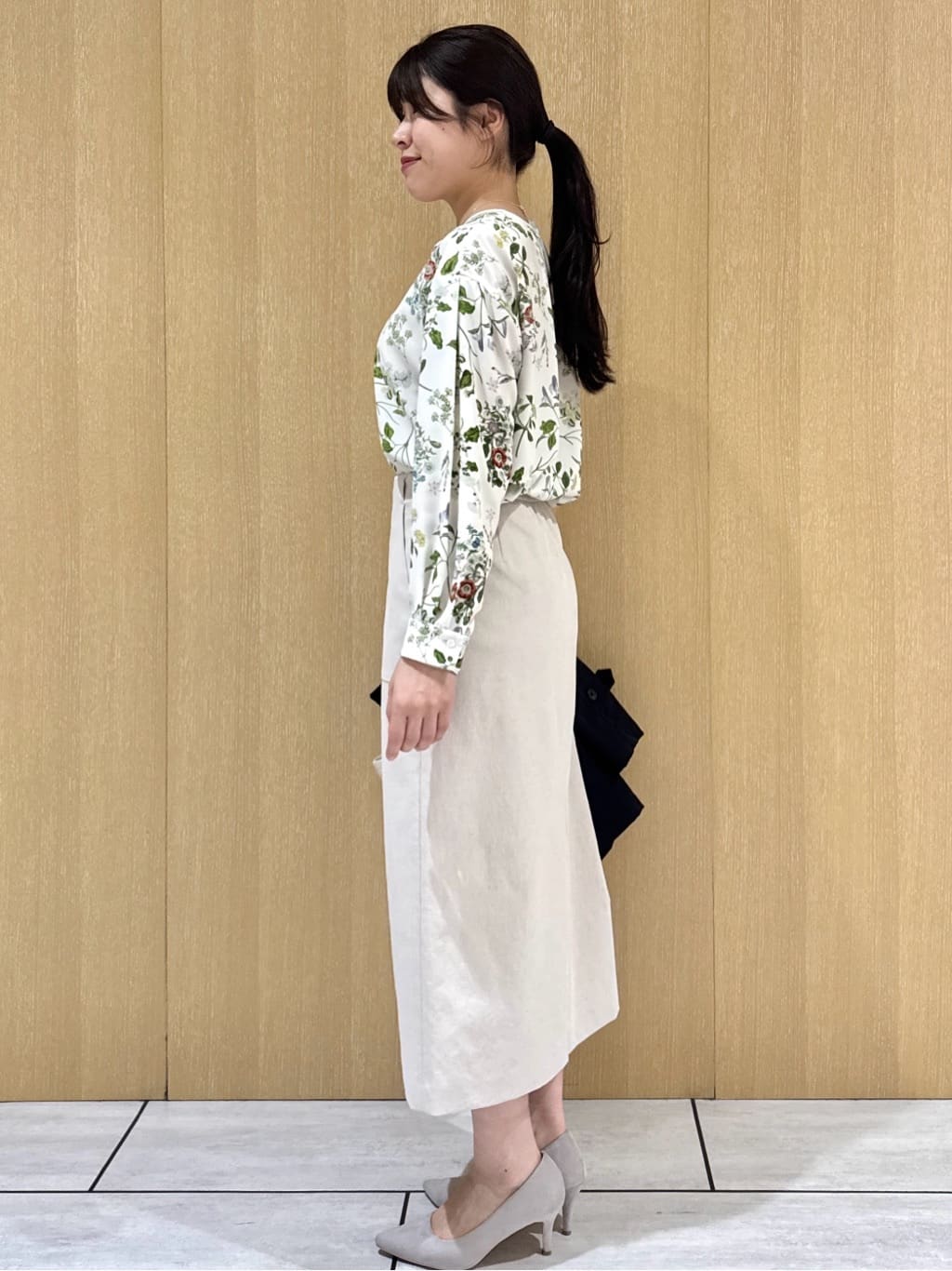 nanaさんの「UNTITLED｜【定番人気/はっ水/洗える】タスランショートトレンチコート」を使ったコーディネート