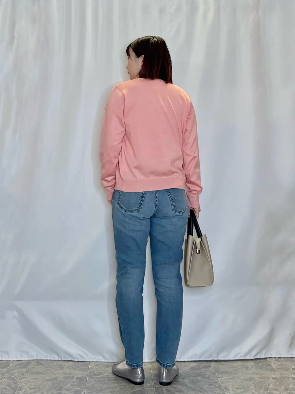 ネリさんの「SHOO･LA･RUE｜【SHOO・LA・RUE DENIM】毎日使いたくなる ストレッチデニムスキニーパンツ」を使ったコーディネート