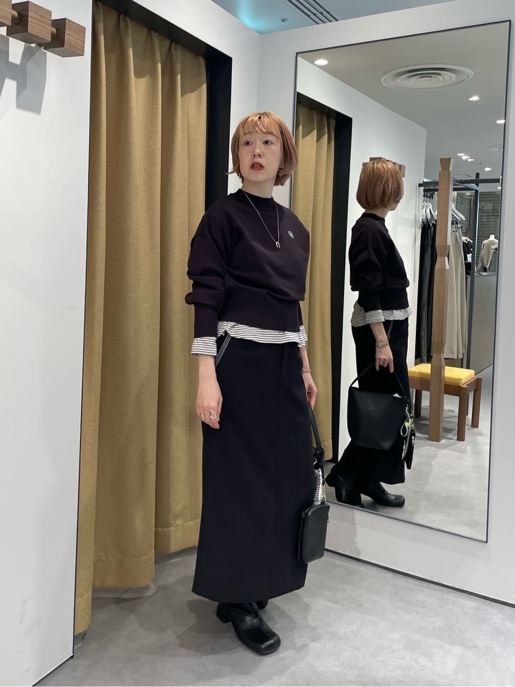 mikuさんの「INDIVI｜Timeless｜フォルムロゴニット」を使ったコーディネート
