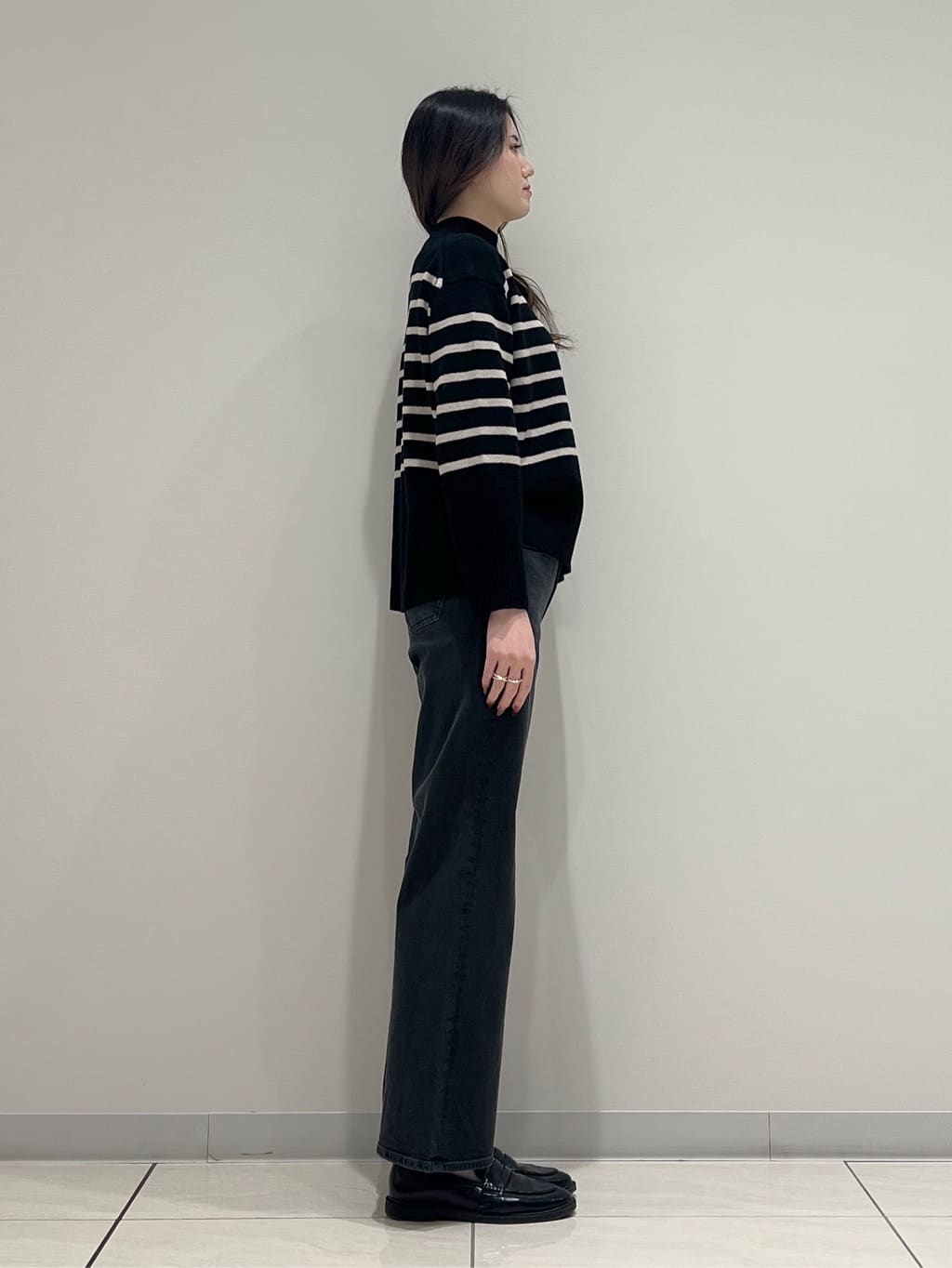 T.Kさんの「INDIVI｜【カシミヤ混】ミドルゲージ ハイネックニット」を使ったコーディネート