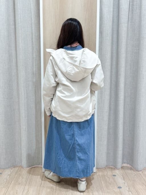 sachiさんの「grove｜【撥水】きれいめに着こなせるマウンテンパーカ」を使ったコーディネート