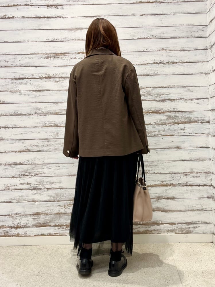 ゆっきーさんの「SHOO･LA･RUE｜【洗濯機可】セレモニーからデイリーまで ふんわり軽やか チュールギャザースカート」を使ったコーディネート