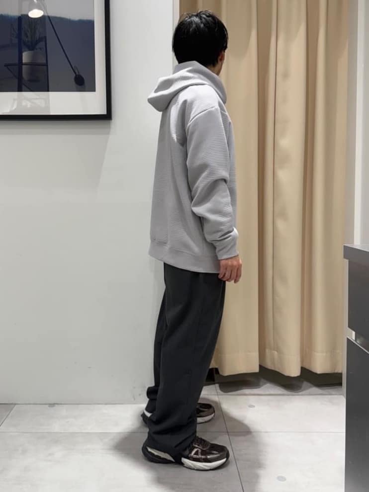はさんの「THE SHOP TK｜【さりげない表情が、品よく映える。】ふくれジャカードパーカ」を使ったコーディネート